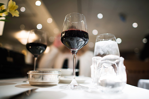 Taça de vinho tinto